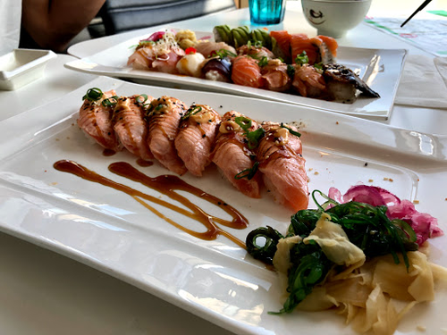 Ai Sushi & Vietnamese