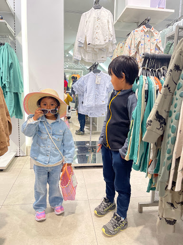 H&M